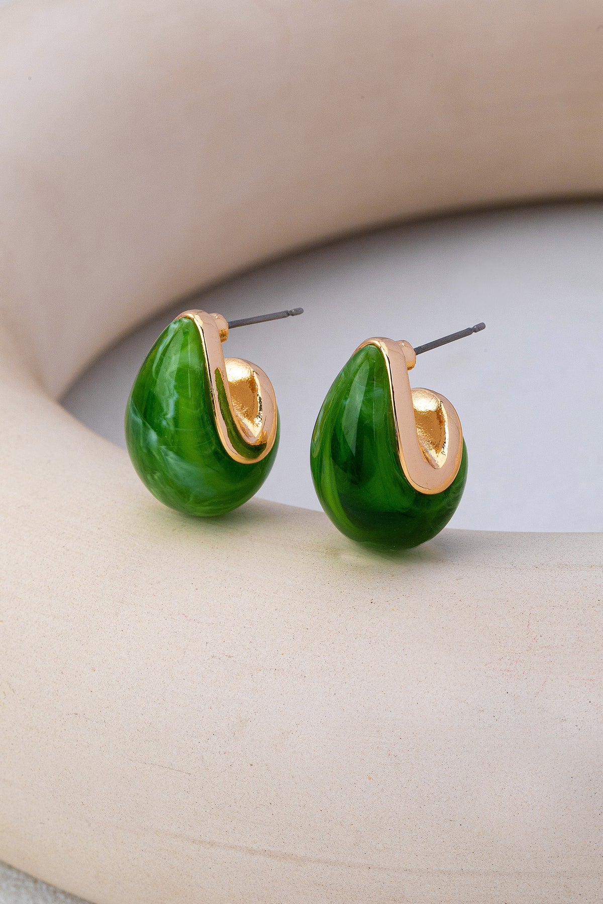 Marbled Teardrop Stud Earrings
