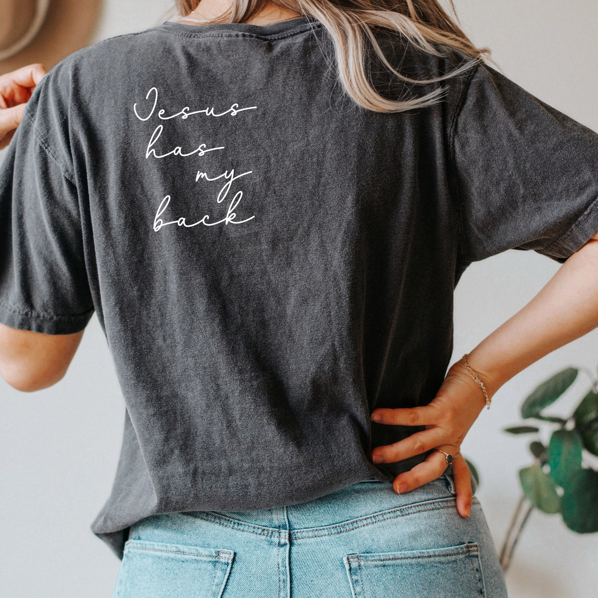 PREORDER Jesus has My Back Graphic Tee