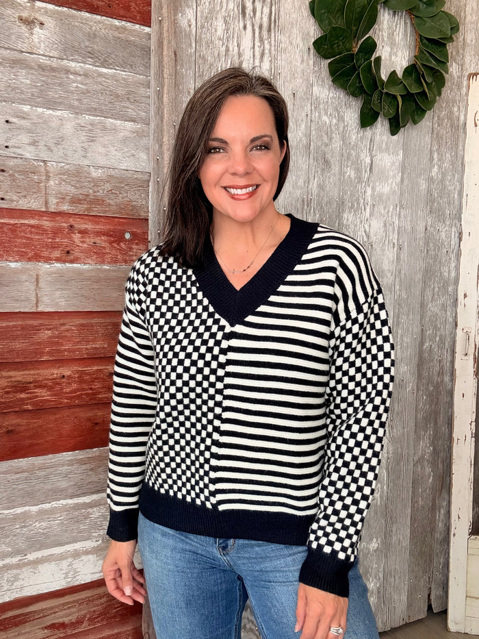 Frenchy Checkered Black and White Sweater